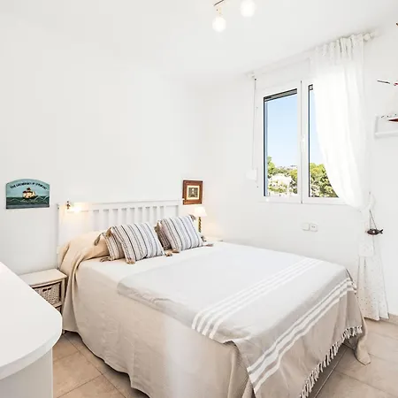 Apartment Al Mar By Interhome